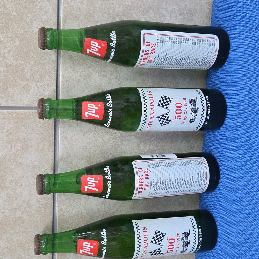 4 7UP SOUVENIR 16oz BOTTLE INDIANAPOLIS IN 500 MAY 28 1978 INDY RACING Unopened